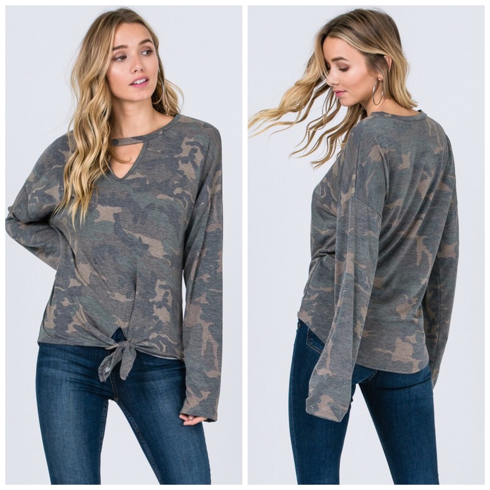 ❤️LAST 1!! Self Tie Camo Sweatshirt! - Picture 4 of 7